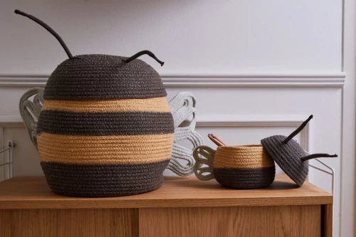 Корзина Lorena Canals Basket Mama Bee (?30x32 см)
